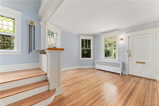 16 Kraft Avenue, Bronxville, NY 10708