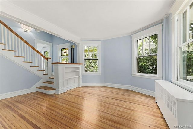 16 Kraft Avenue, Bronxville, NY 10708