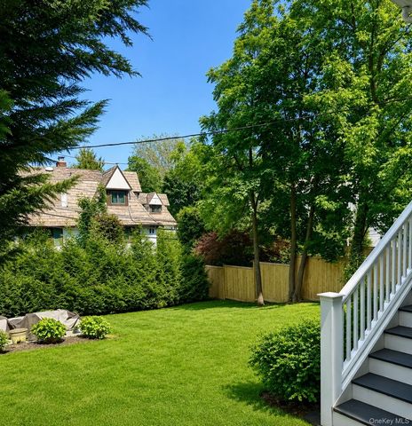 16 Kraft Avenue, Bronxville, NY 10708