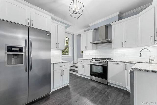 16 Kraft Avenue, Bronxville, NY 10708