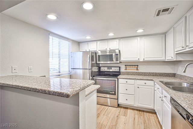 5493 Indian River Drive 371, Las Vegas, NV 89103