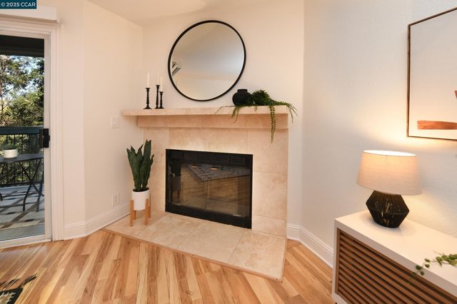 1420 Bel Air Dr 207, Concord, CA 94521