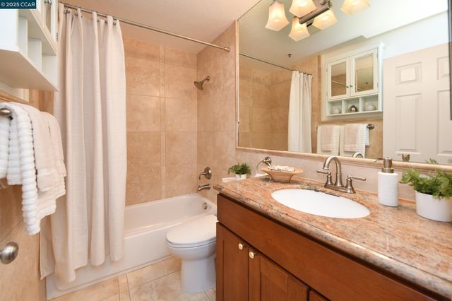 1420 Bel Air Dr 207, Concord, CA 94521