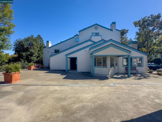 1420 Bel Air Dr 207, Concord, CA 94521