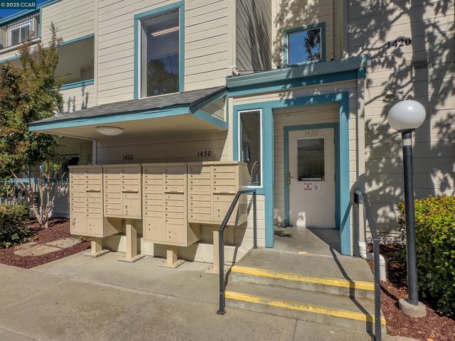 1420 Bel Air Dr 207, Concord, CA 94521