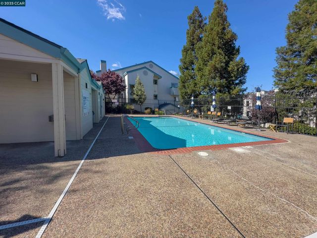 1420 Bel Air Dr 207, Concord, CA 94521