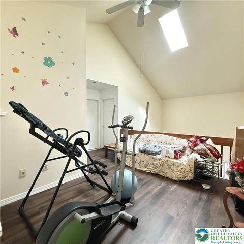 524 Wales Court, Lehman Twp, PA 18324