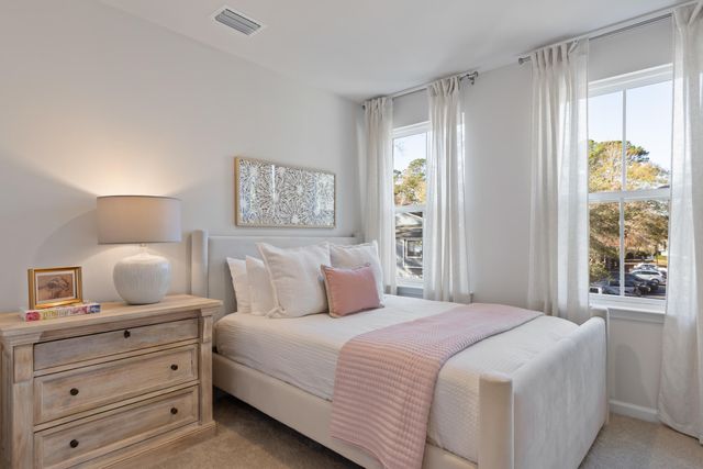 465 Martins Creek Boulevard, Summerville, SC 29485