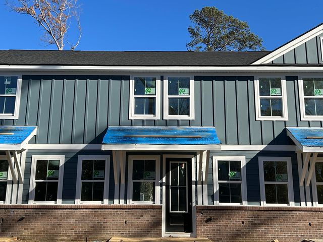 465 Martins Creek Boulevard, Summerville, SC 29485