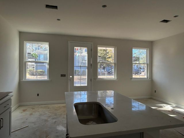 465 Martins Creek Boulevard, Summerville, SC 29485