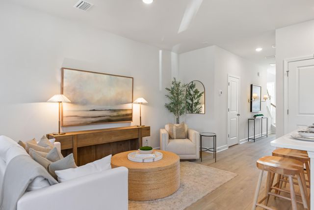 465 Martins Creek Boulevard, Summerville, SC 29485