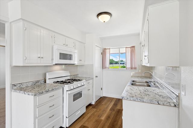 5820 Shipp Drive, Watauga, TX 76148