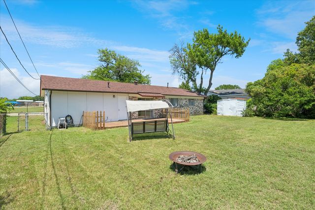 5820 Shipp Drive, Watauga, TX 76148