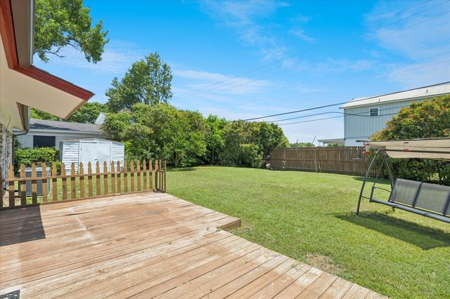 5820 Shipp Drive, Watauga, TX 76148