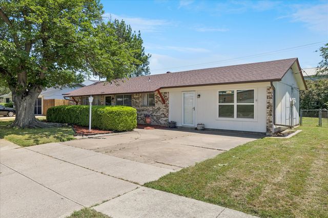 5820 Shipp Drive, Watauga, TX 76148
