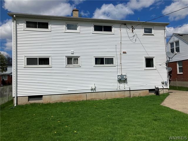 39 Balbach Drive, Cheektowaga, NY 14225