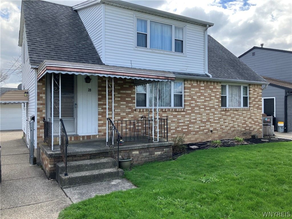 39 Balbach Drive, Cheektowaga, NY 14225