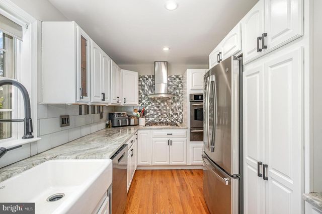 9016 GREYLOCK ST, Alexandria, VA 22308