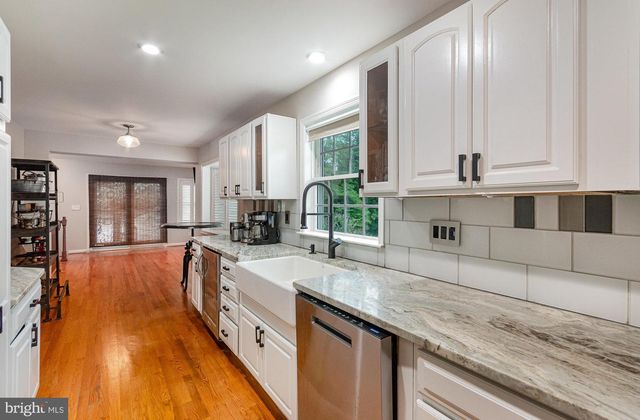 9016 GREYLOCK ST, Alexandria, VA 22308