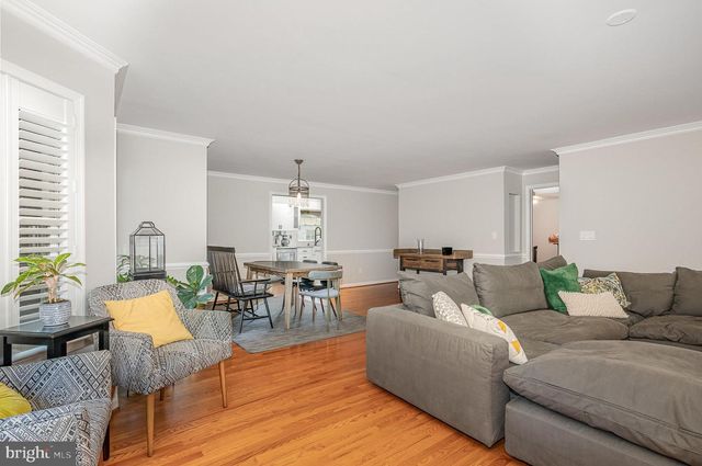 9016 GREYLOCK ST, Alexandria, VA 22308