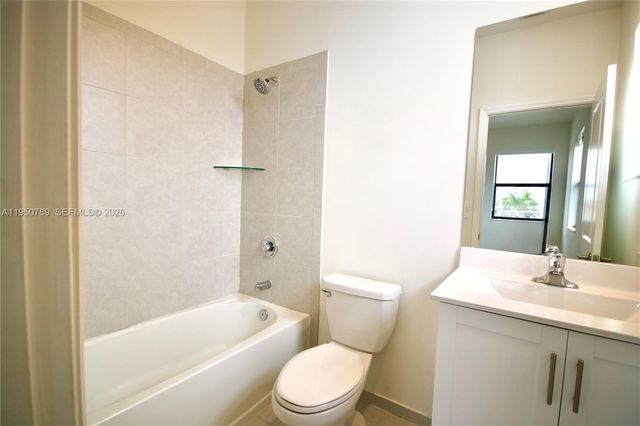 3408 W 111th Pl, Hialeah, FL 33018