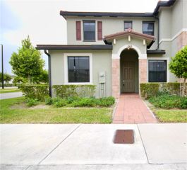 3408 W 111th Pl, Hialeah, FL 33018