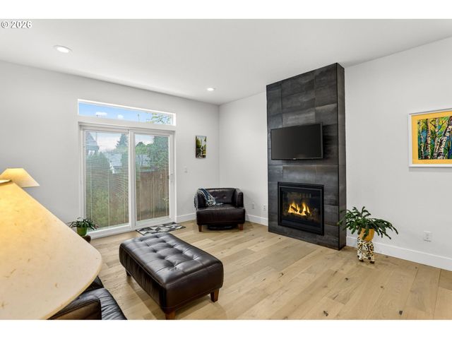 2911 N WILLIS Blvd, Portland, OR 97217