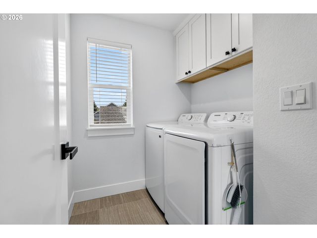 2911 N WILLIS Blvd, Portland, OR 97217