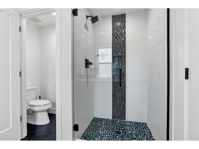 2911 N WILLIS Blvd, Portland, OR 97217