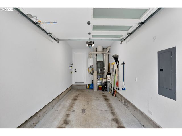 2911 N WILLIS Blvd, Portland, OR 97217