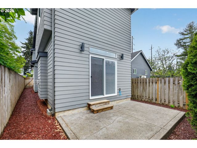 2911 N WILLIS Blvd, Portland, OR 97217