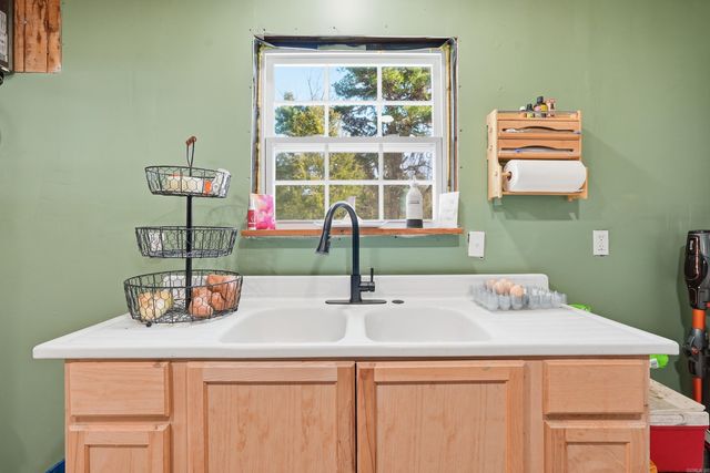 121 Pumpkin Center Circle, Quitman, AR 72131