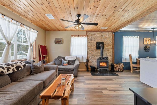 121 Pumpkin Center Circle, Quitman, AR 72131