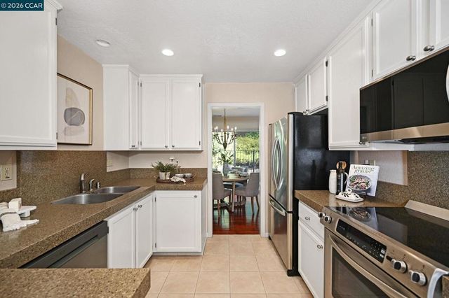 222 PORTOLA DR, Danville, CA 94506