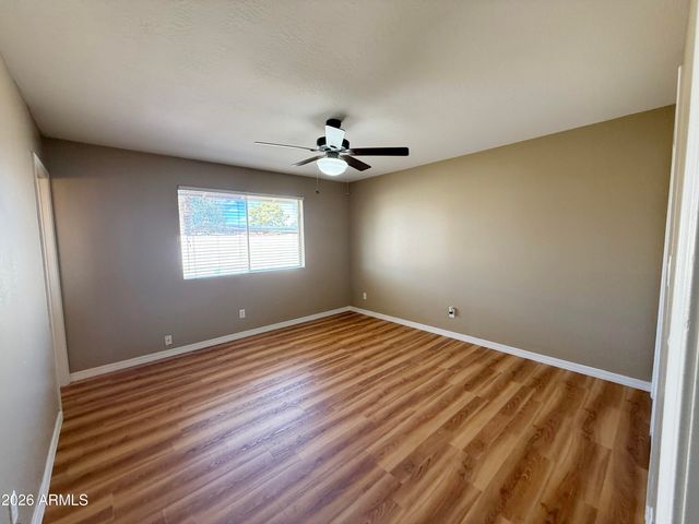 3362 W SURREY Avenue, Phoenix, AZ 85029