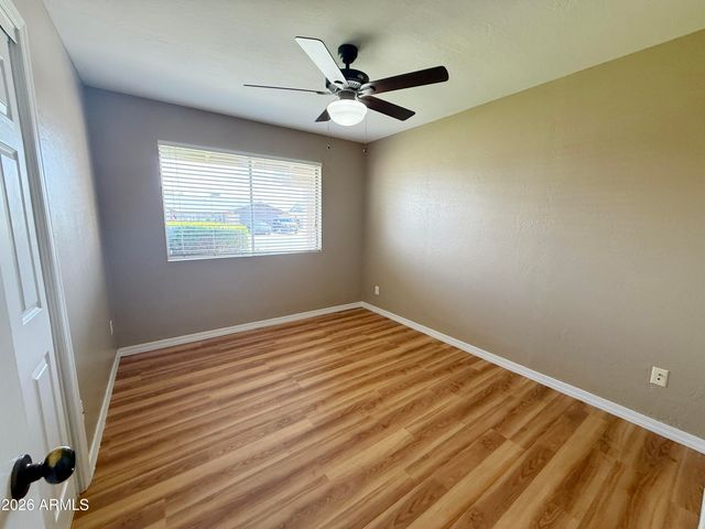 3362 W SURREY Avenue, Phoenix, AZ 85029