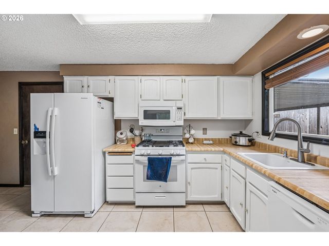 10317 Se 37TH Ave, Milwaukie, OR 97222