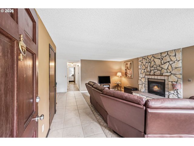10317 Se 37TH Ave, Milwaukie, OR 97222