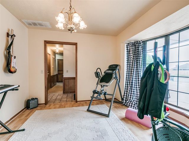 2202 Ashland Court, Norman, OK 73071