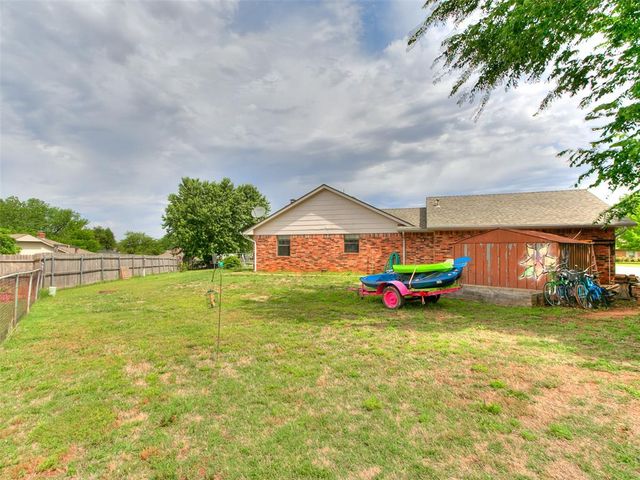 2202 Ashland Court, Norman, OK 73071