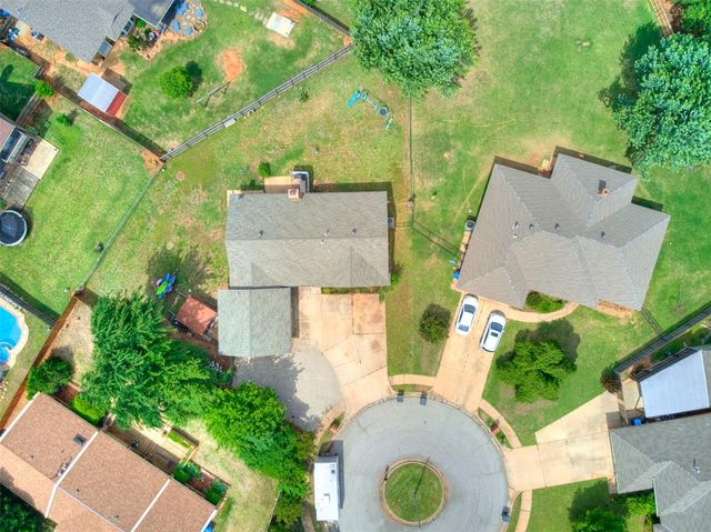 2202 Ashland Court, Norman, OK 73071