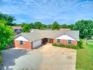 2202 Ashland Court, Norman, OK 73071