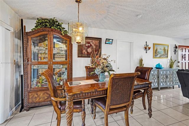 6100 NW 15th St, Sunrise, FL 33313