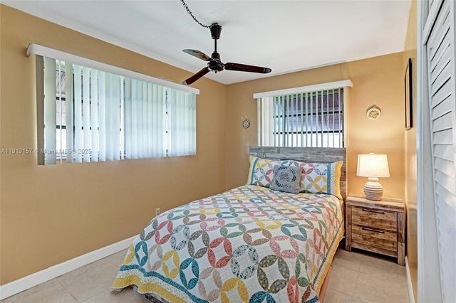 6100 NW 15th St, Sunrise, FL 33313