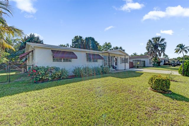 6100 NW 15th St, Sunrise, FL 33313