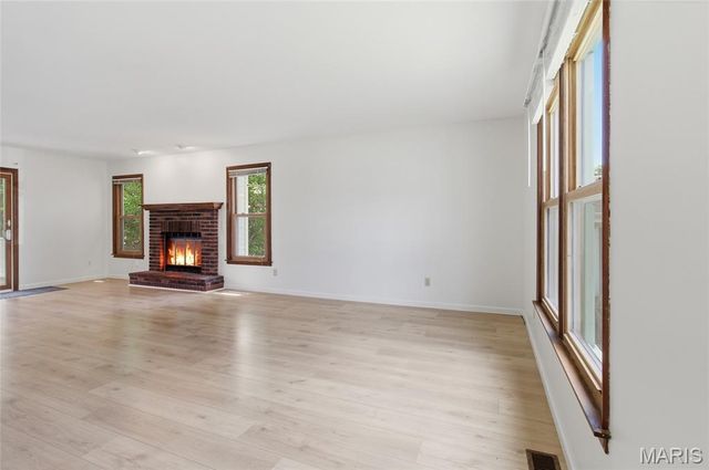 112 Mount Olympus Court, St Peters, MO 63376