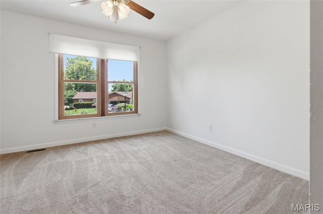 112 Mount Olympus Court, St Peters, MO 63376
