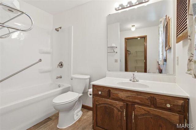 112 Mount Olympus Court, St Peters, MO 63376