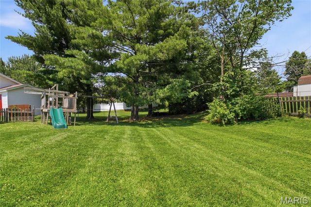 112 Mount Olympus Court, St Peters, MO 63376