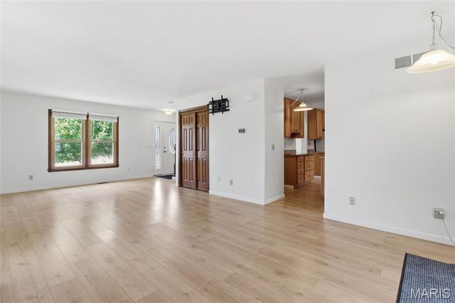 112 Mount Olympus Court, St Peters, MO 63376